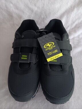 NWT Athletic Works Mens 10.5 Wide With Memory Foam Shoes